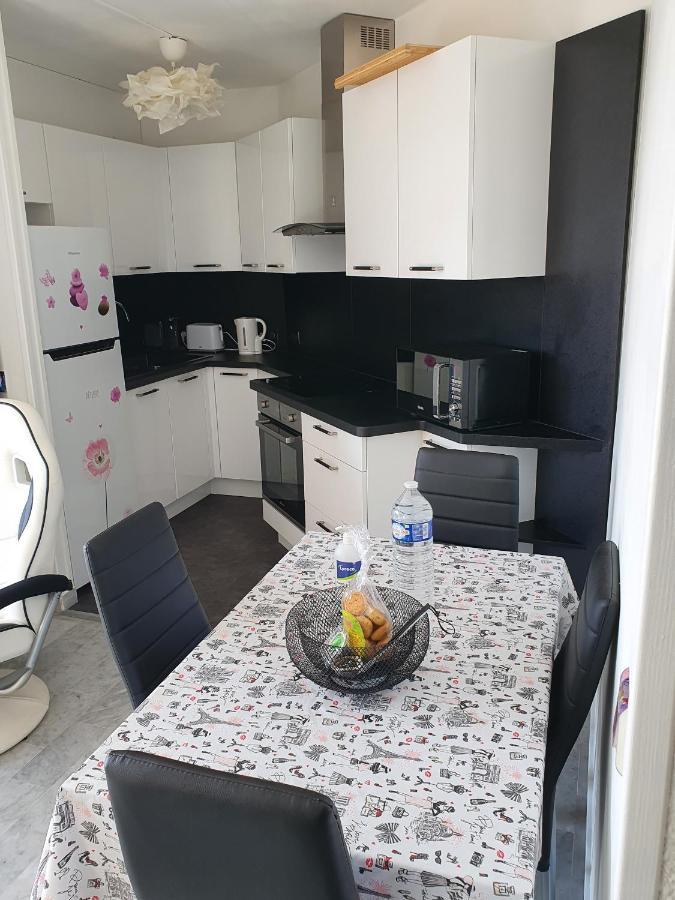 Superbe Appartement Plage Saint-Laurent Du Var Esterno foto